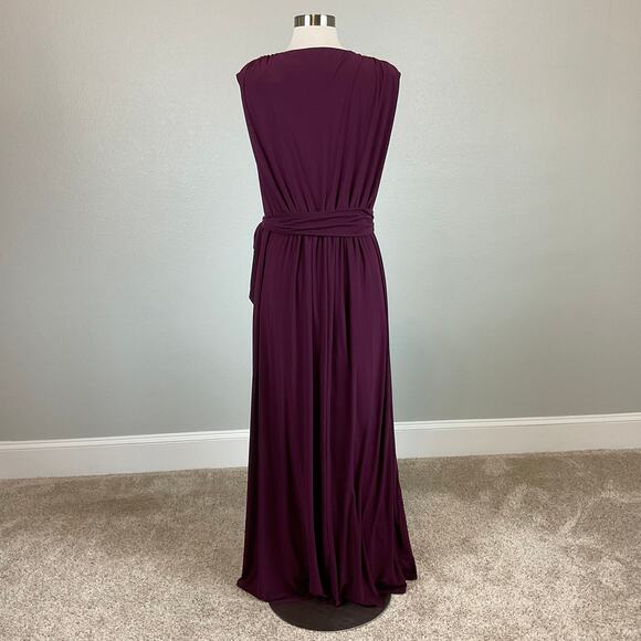 Burgundy Purple Evening Gown Size 12 Sleeveless Thigh Slit Formal Dress by AQUA - Picture 6 of 13